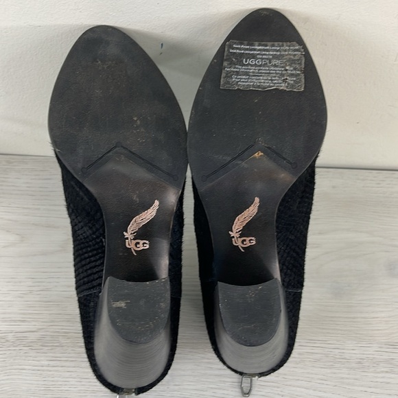 Ugg Charlotte Calf Hair Snake Print Booties - Picture 10 of 13